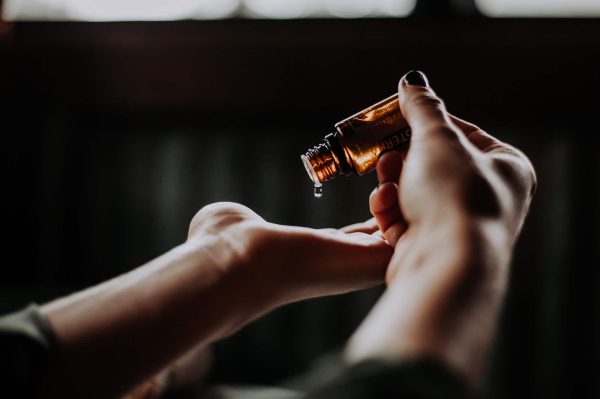 essential-oils-for-menopause